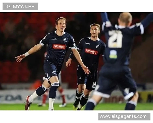 米尔沃尔主场迎战伯恩利双方争夺英冠积分榜关键战役